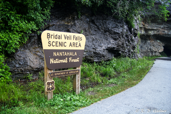 Bridal Veil Falls Sign