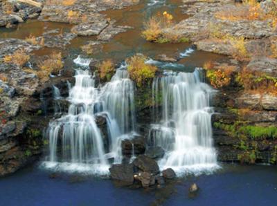 Great Falls 20' in the Fall