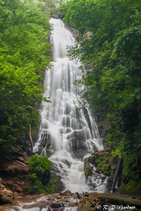Mingo Falls from the bridge
